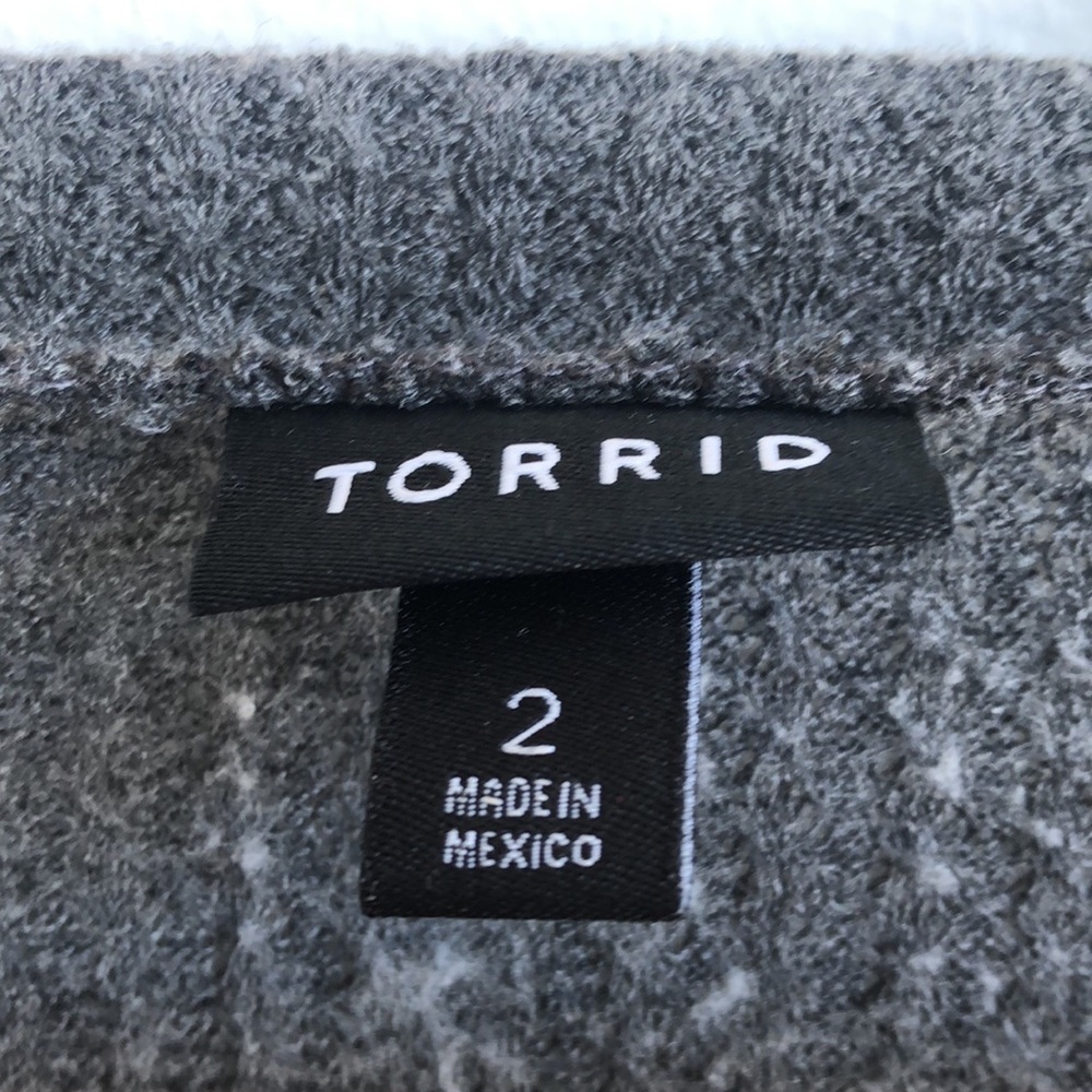 Torrid gray waffle knit sweater tee shirt - Picture 6 of 8
